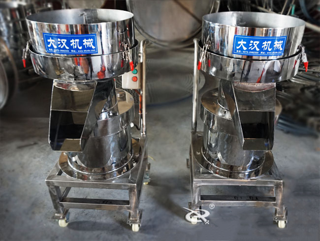 450型過濾篩機實拍：單層過濾篩過濾，多用于液體物料的使用。